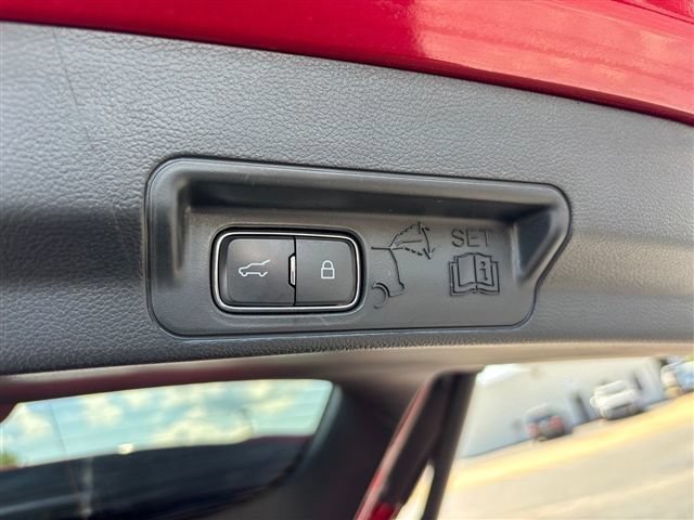 Certified 2025 Ford Explorer ST AWD/4WD image 19