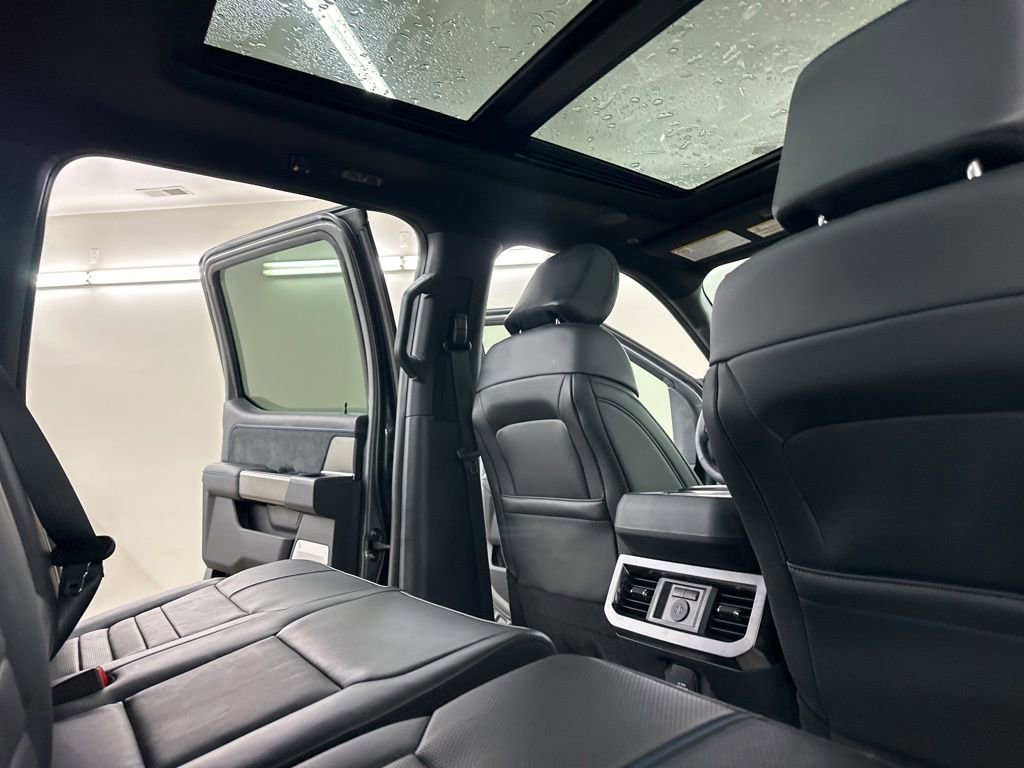New 2026 Ford F350 Platinum w/ FX4 Off-Road Package image 19