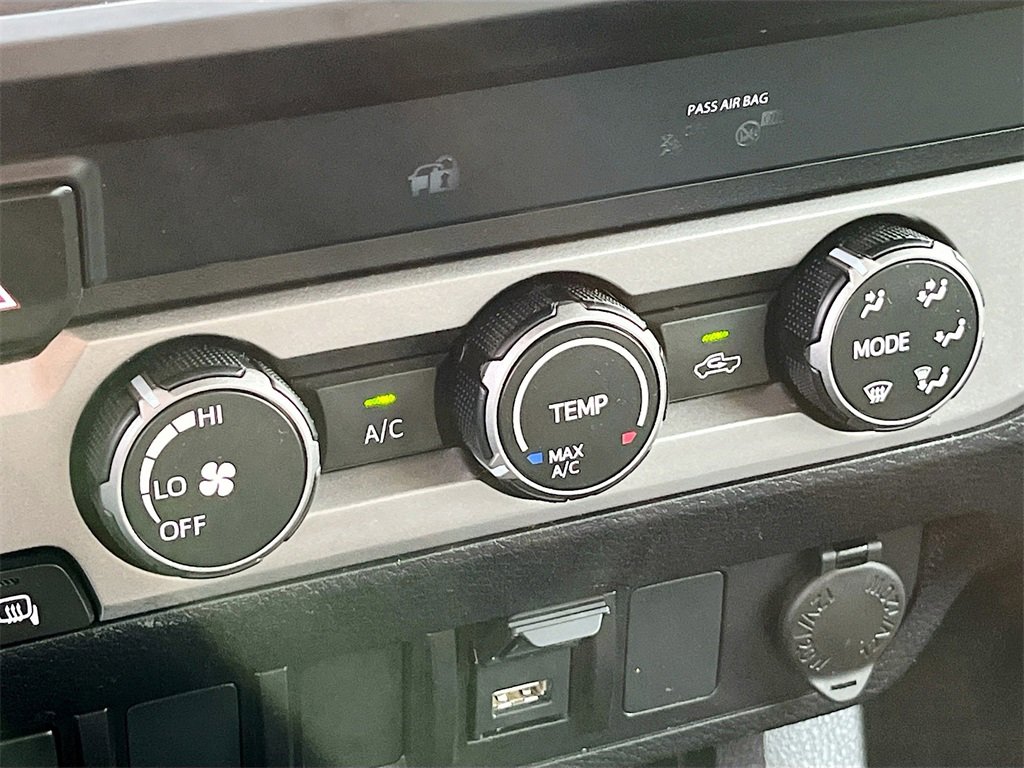 Used 2022 Toyota Tacoma SR w/ SR Convenience Package image 16