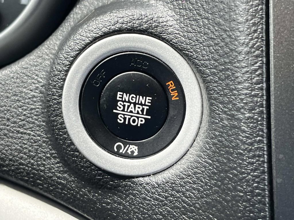 Used 2018 Dodge Journey SE w/ Connectivity Group image 34