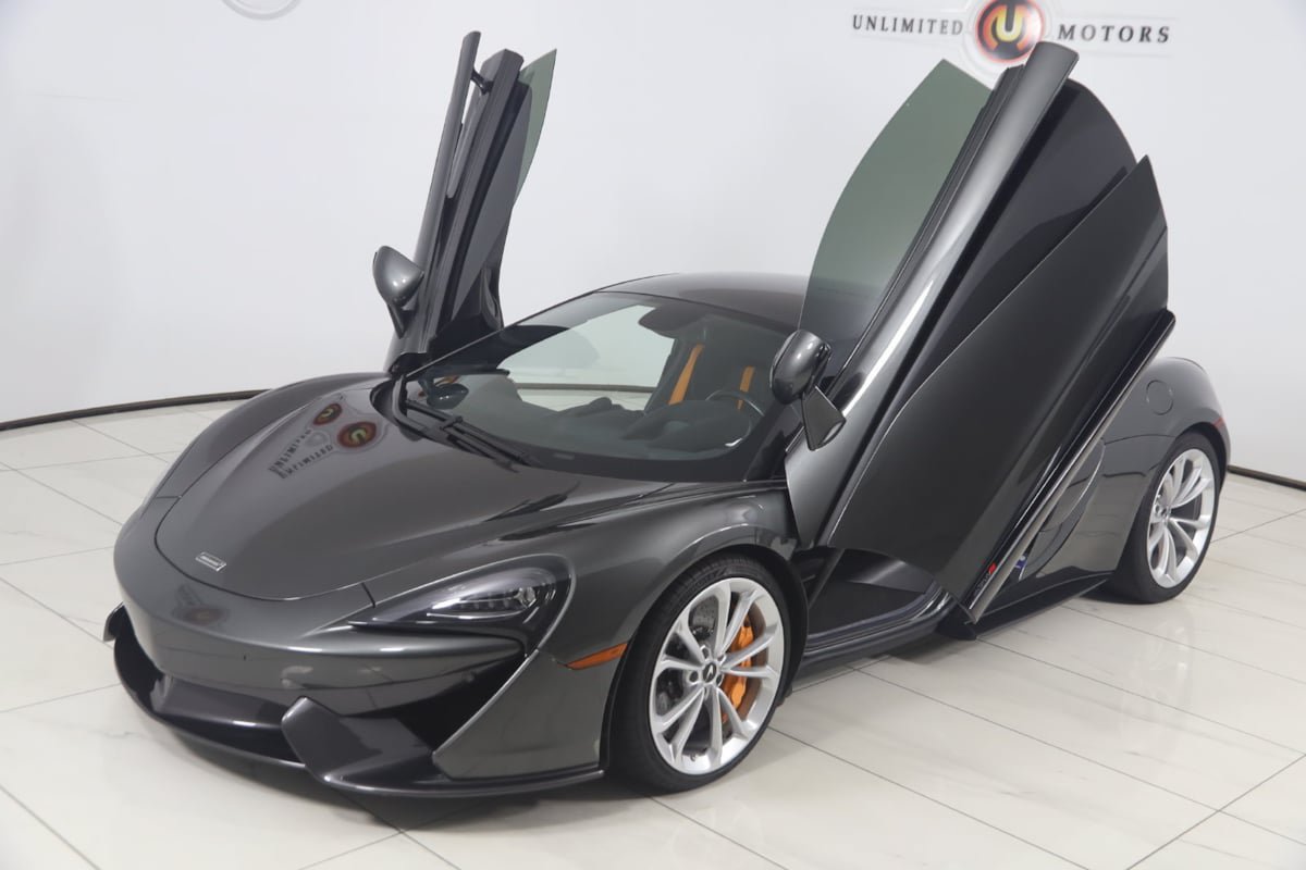 Used 2020 McLaren 570S Coupe RWD image 33