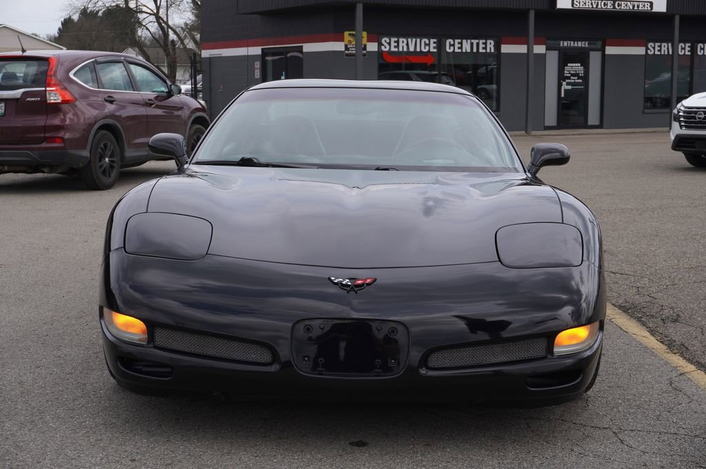 Used 2002 Chevrolet Corvette Z06 w/ Memory Pkg video 2