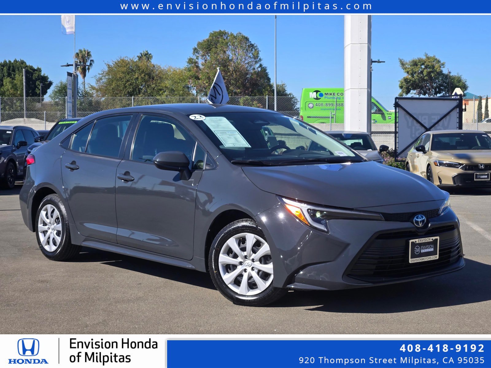 Used 2023 Toyota Corolla LE w/ Carpet Mat Package (TMS) FWD image 1