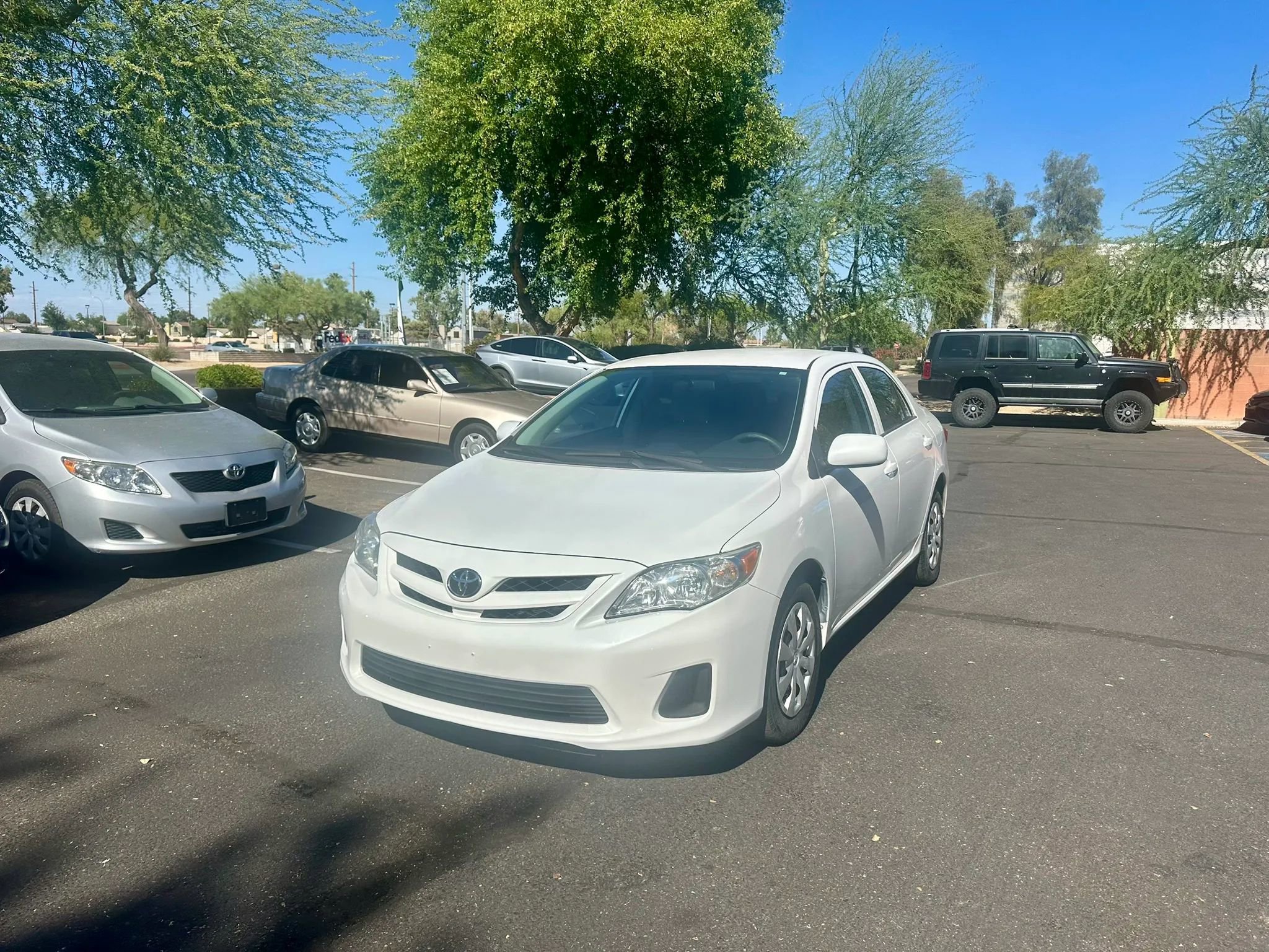 Used 2013 Toyota Corolla L FWD image 1
