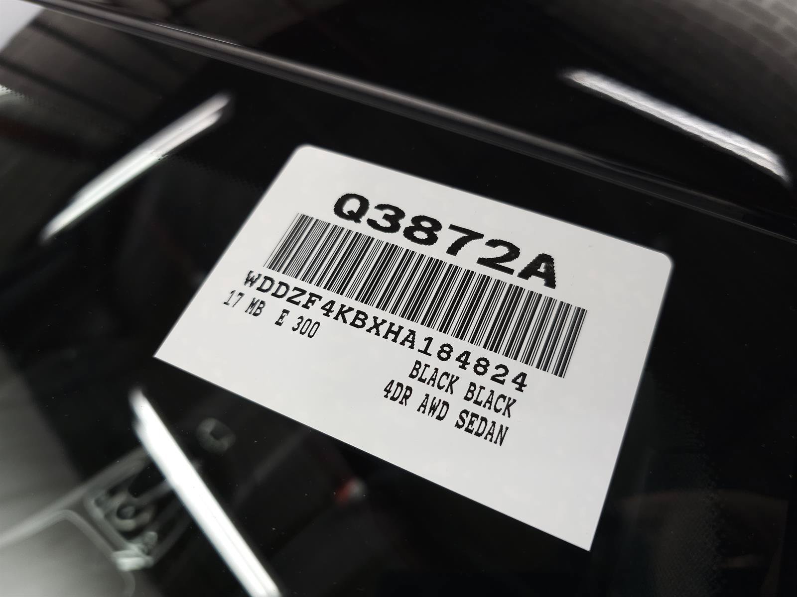 Used 2017 Mercedes-Benz E 300 4MATIC image 35