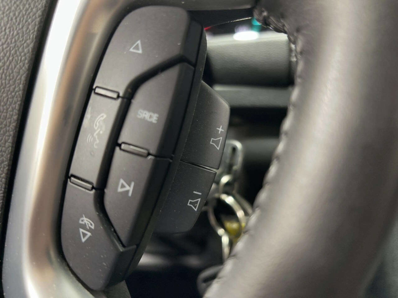 Used 2016 Chevrolet Traverse LT w/ Style and Technology Package image 36