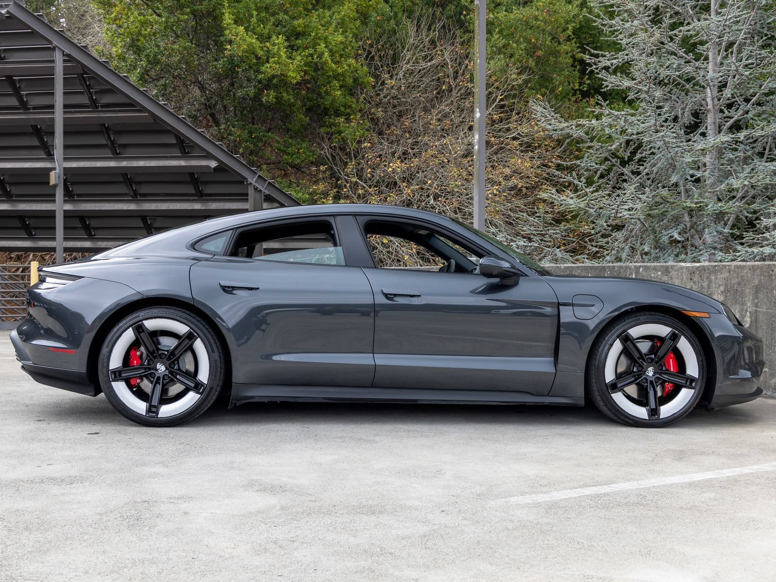 Certified 2025 Porsche Taycan 4S AWD/4WD image 12