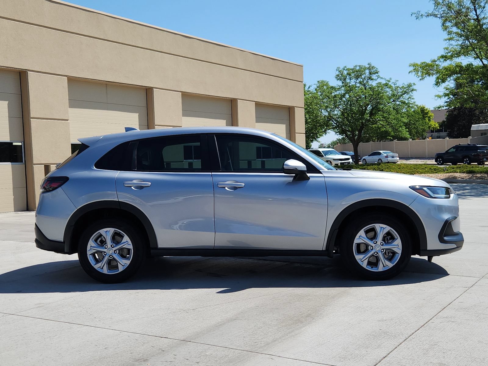 Used 2023 Honda HR-V LX image 6