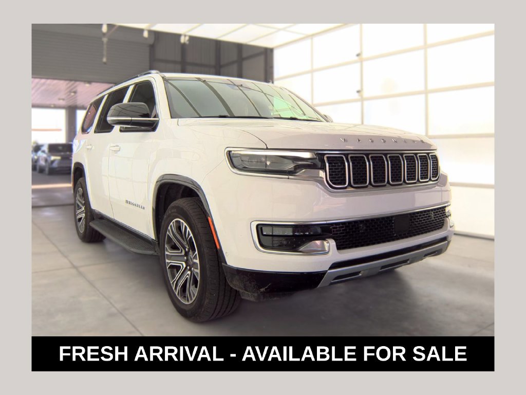 Used 2025 Jeep Wagoneer Series II AWD/4WD image 1