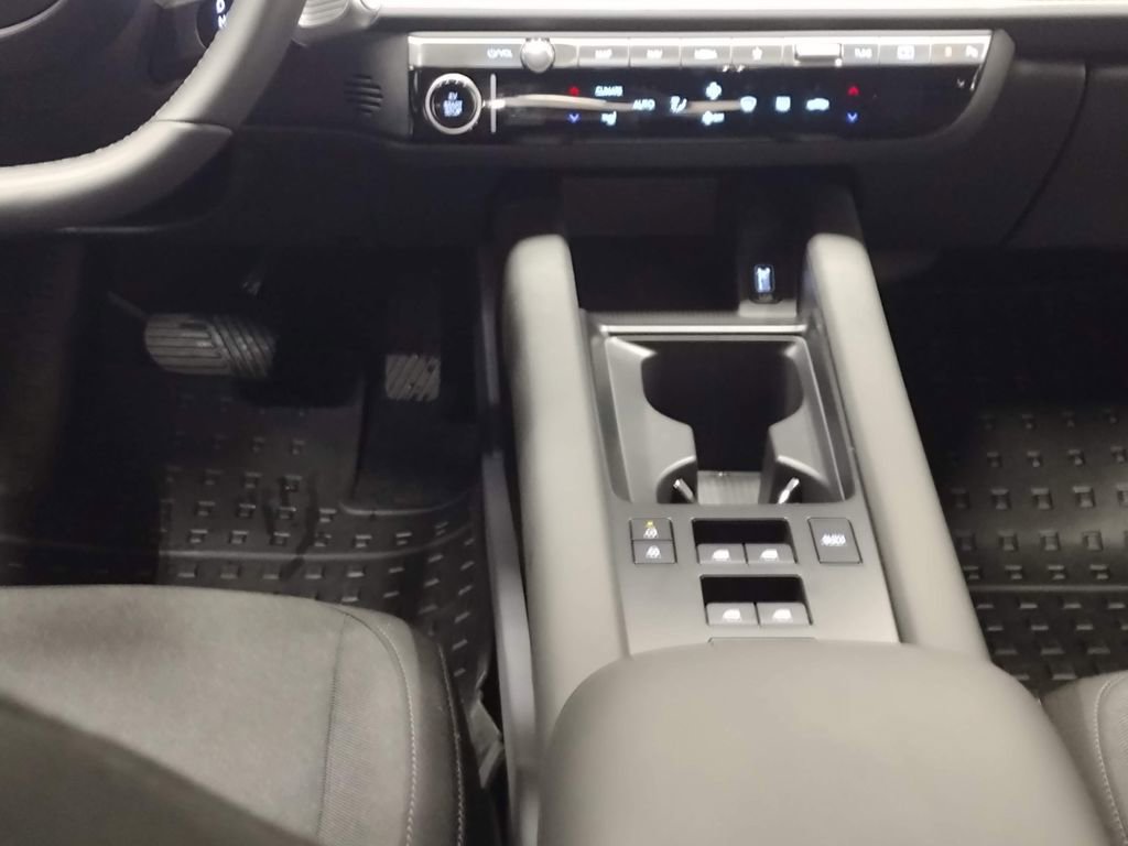 Used 2025 Hyundai Ioniq 6 SE image 35