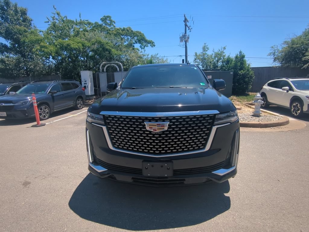 Used 2022 Cadillac Escalade Premium Luxury AWD/4WD image 8