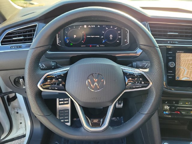 Certified 2024 Volkswagen Tiguan SEL R-Line AWD/4WD image 21