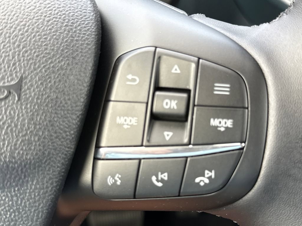 New 2026 Ford Maverick XLT image 30