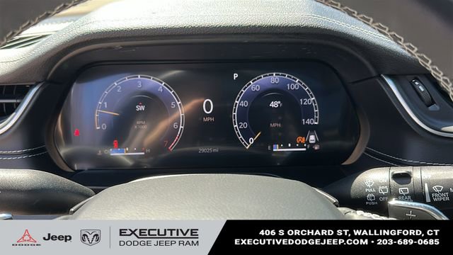 Used 2022 Jeep Grand Cherokee L Limited AWD/4WD image 15