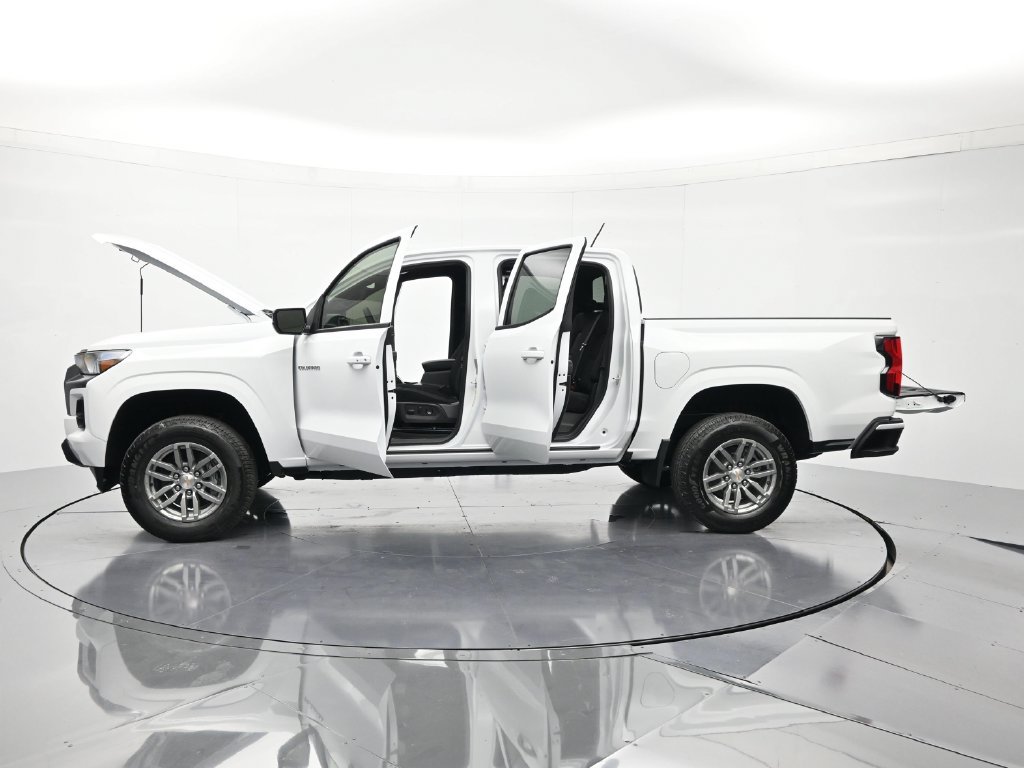 Used 2026 Chevrolet Colorado LT RWD image 46