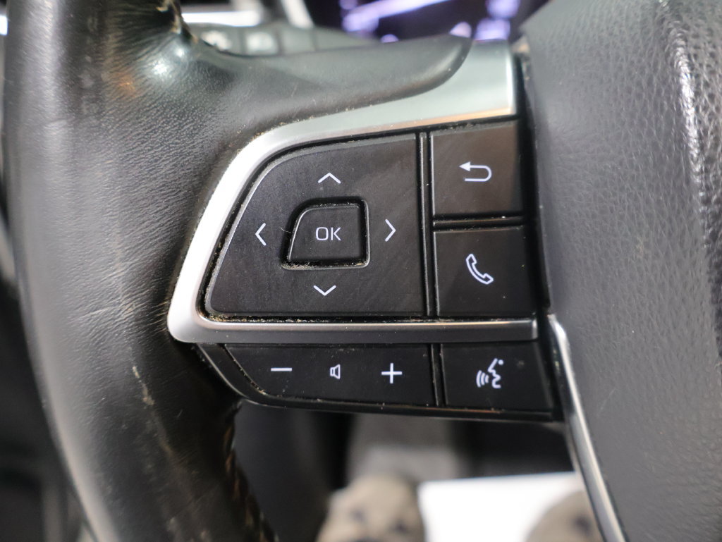 Used 2021 Toyota Highlander Platinum AWD/4WD image 32