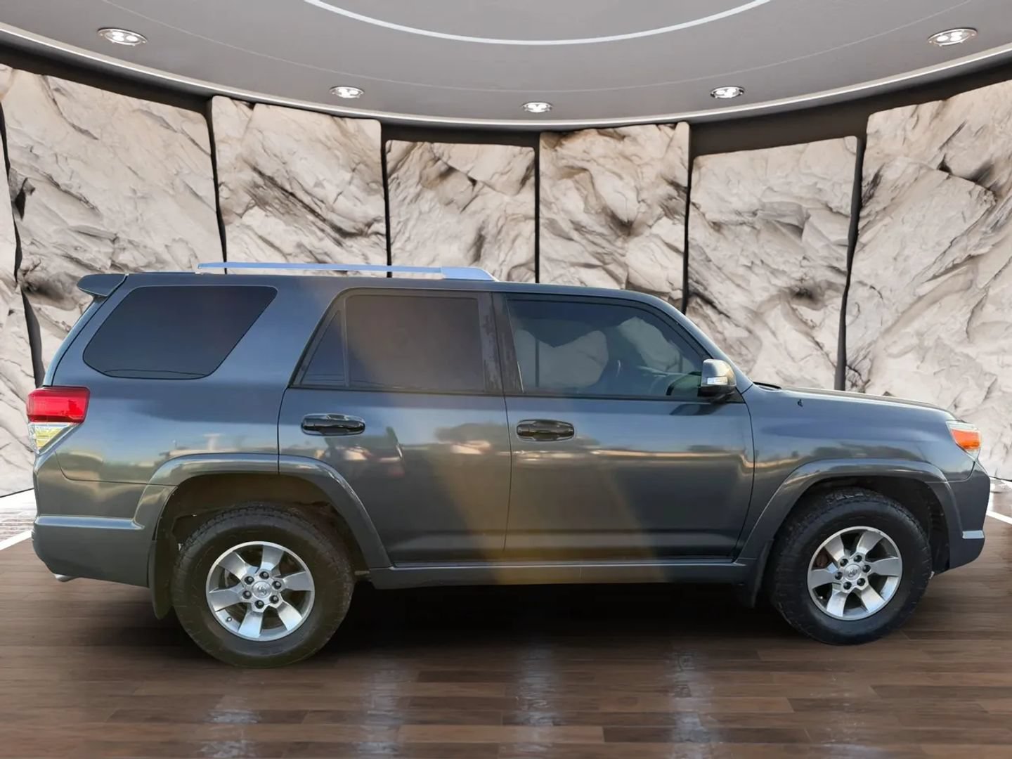 Used 2013 Toyota 4Runner SR5 w/ Convenience Pkg RWD image 3
