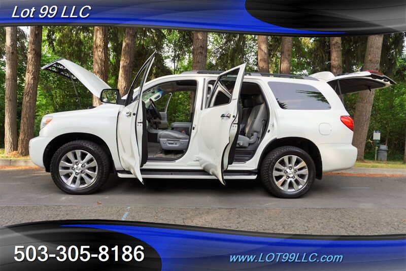 Used 2011 Toyota Sequoia Platinum AWD/4WD image 31