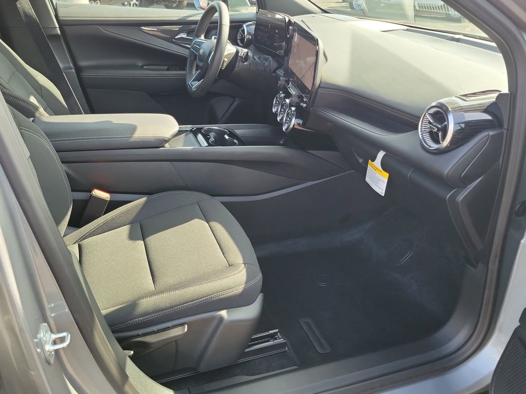 Used 2026 Chevrolet Blazer EV LT image 14