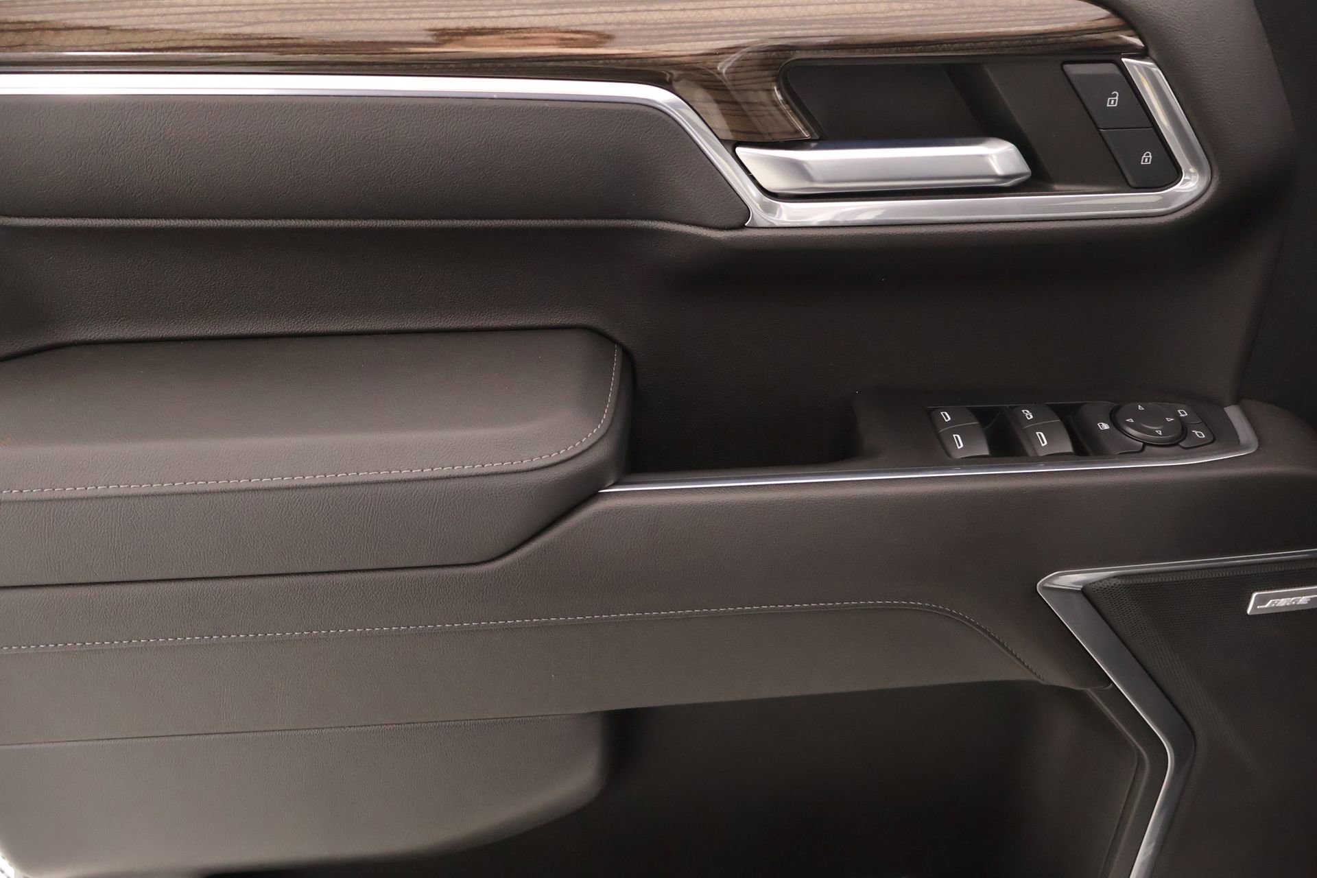 Used 2023 Chevrolet Silverado 1500 RST image 16