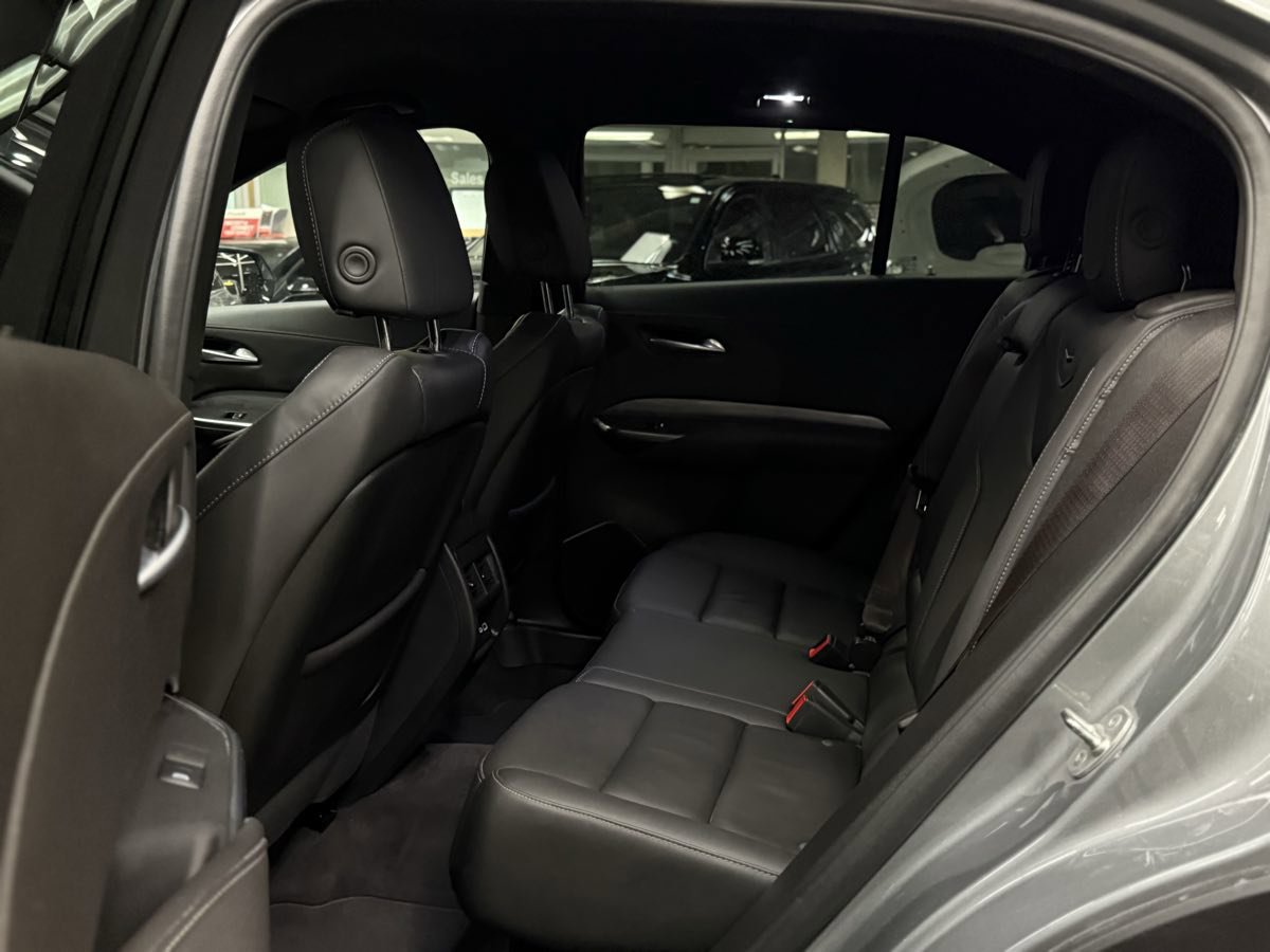 Used 2024 Cadillac XT4 Premium Luxury w/ Cold Weather Package image 24