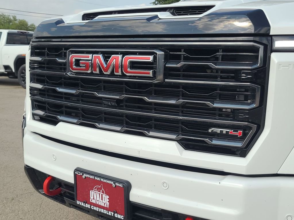 Used 2024 GMC Sierra 2500 AT4 w/ AT4 Premium Plus Package AWD/4WD image 32
