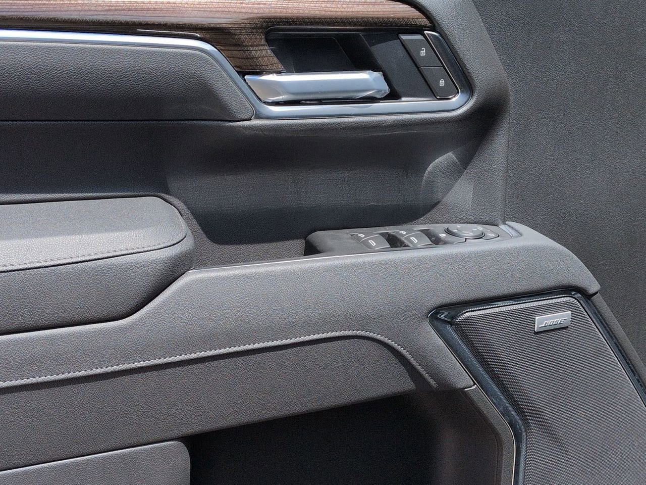 New 2026 Chevrolet Silverado 1500 LT Trail Boss w/ Safety Package AWD/4WD image 9