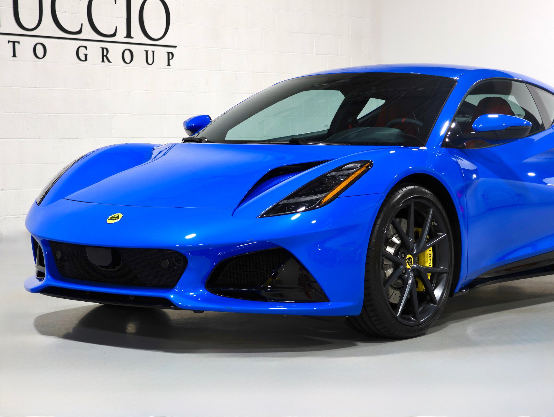 Used 2026 Lotus Emira RWD image 28