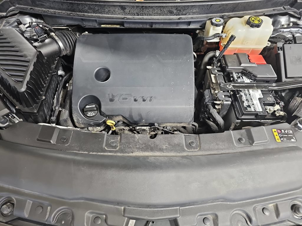 Used 2020 Buick Enclave Premium w/ Sun and Sites Package AWD/4WD image 37