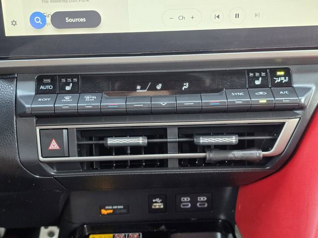 Used 2025 Toyota Camry XSE image 14