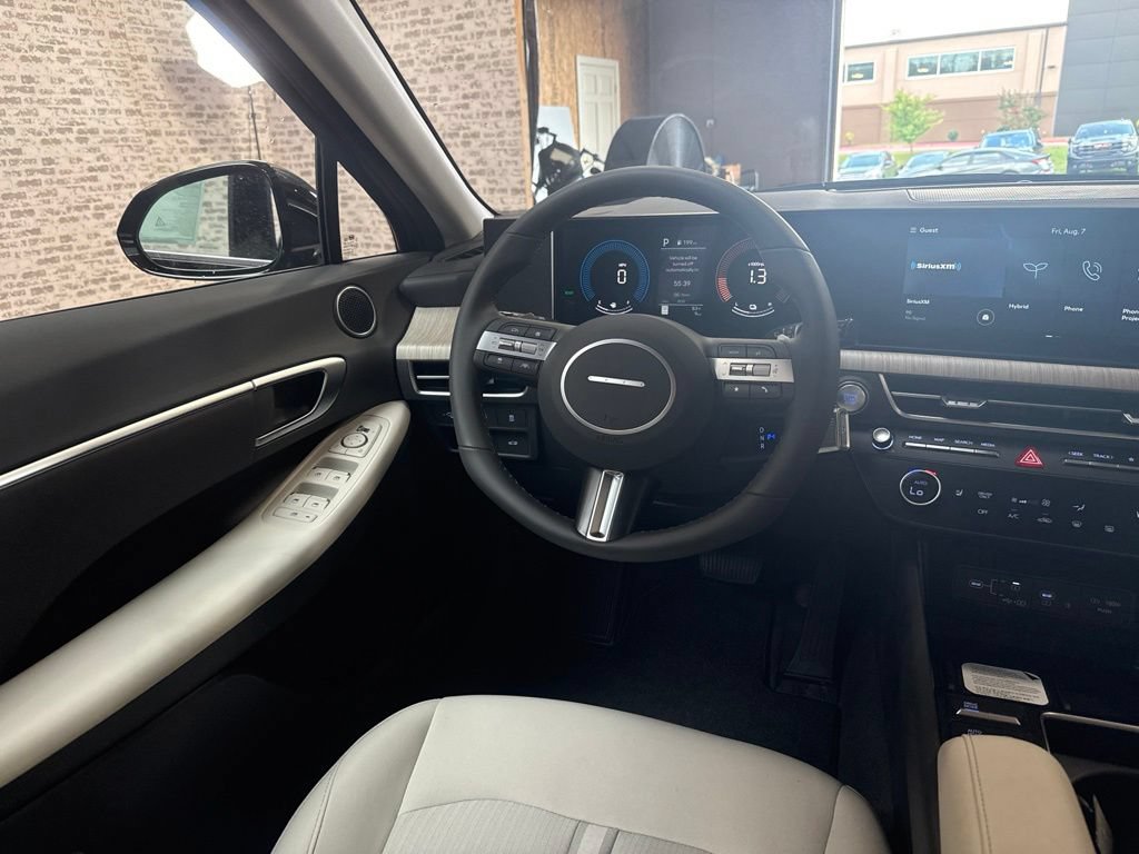 New 2026 Hyundai Sonata SEL FWD image 17