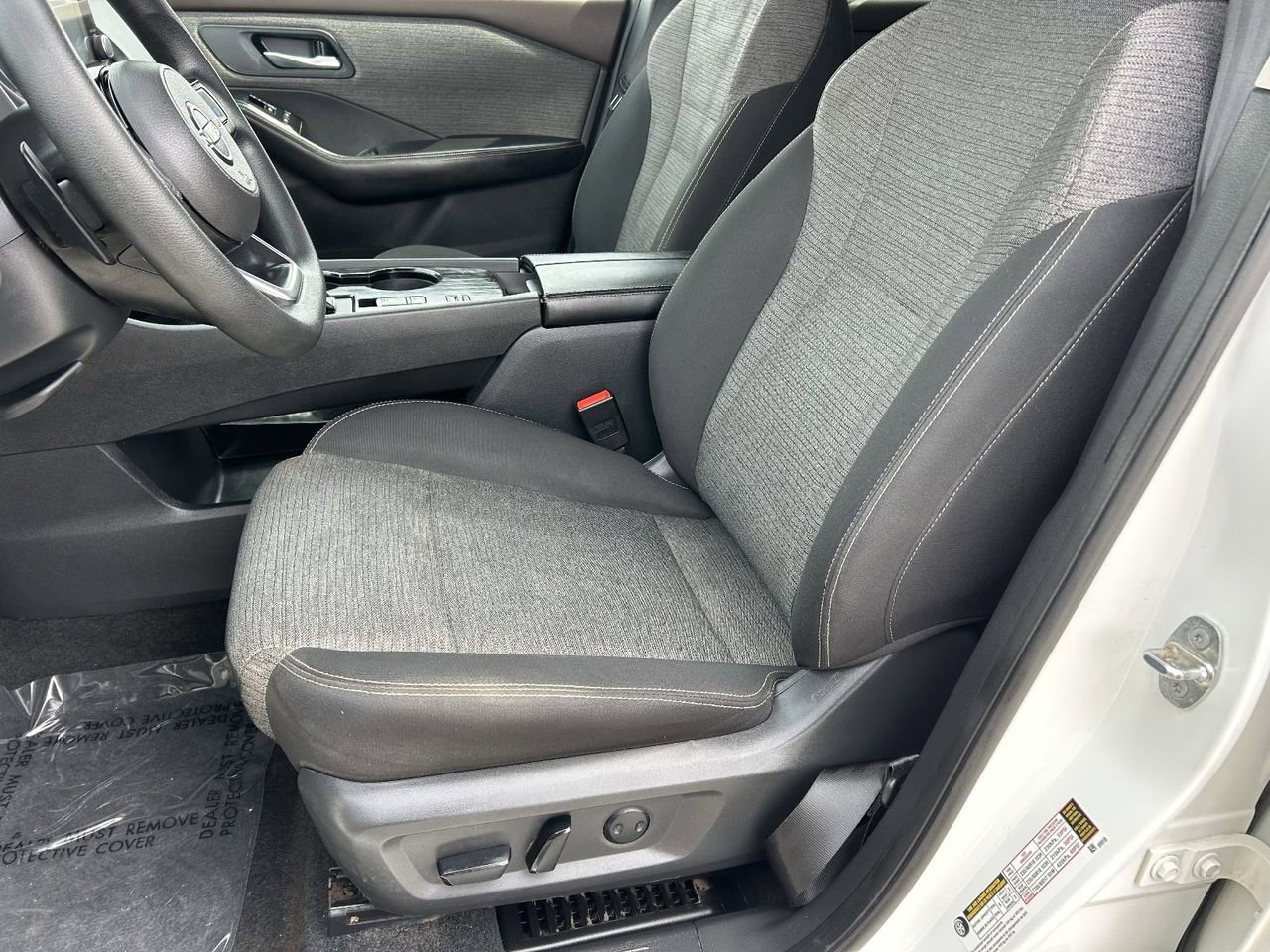 Certified 2023 Nissan Rogue SV image 27