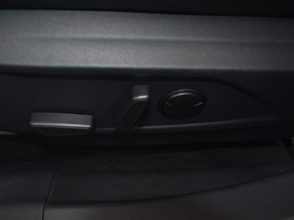 Used 2021 Ford Mustang Mach-E Select w/ Comfort/Technology Package image 12