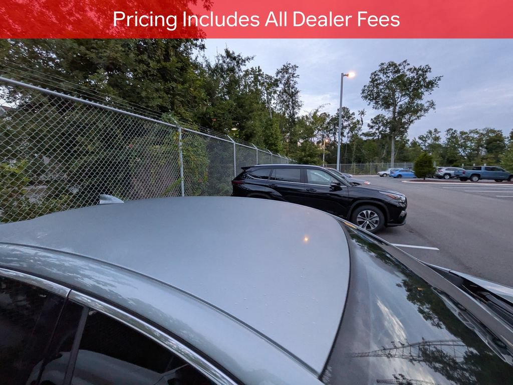 Used 2025 Chevrolet Malibu RS FWD image 10