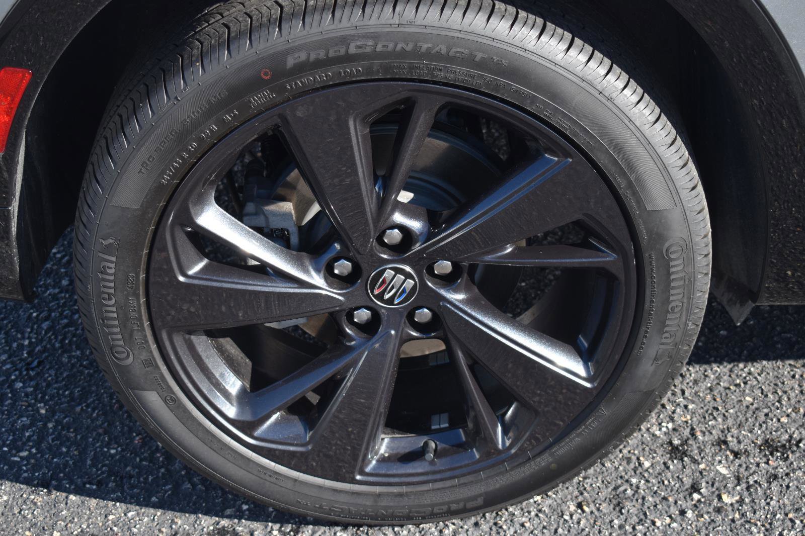 Used 2024 Buick Envision Sport Touring image 12