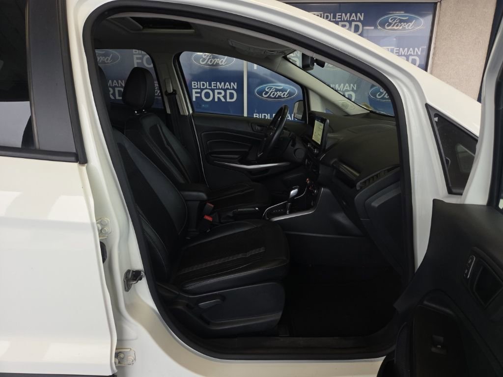 Used 2019 Ford EcoSport SES w/ SES Black Appearance Package image 26