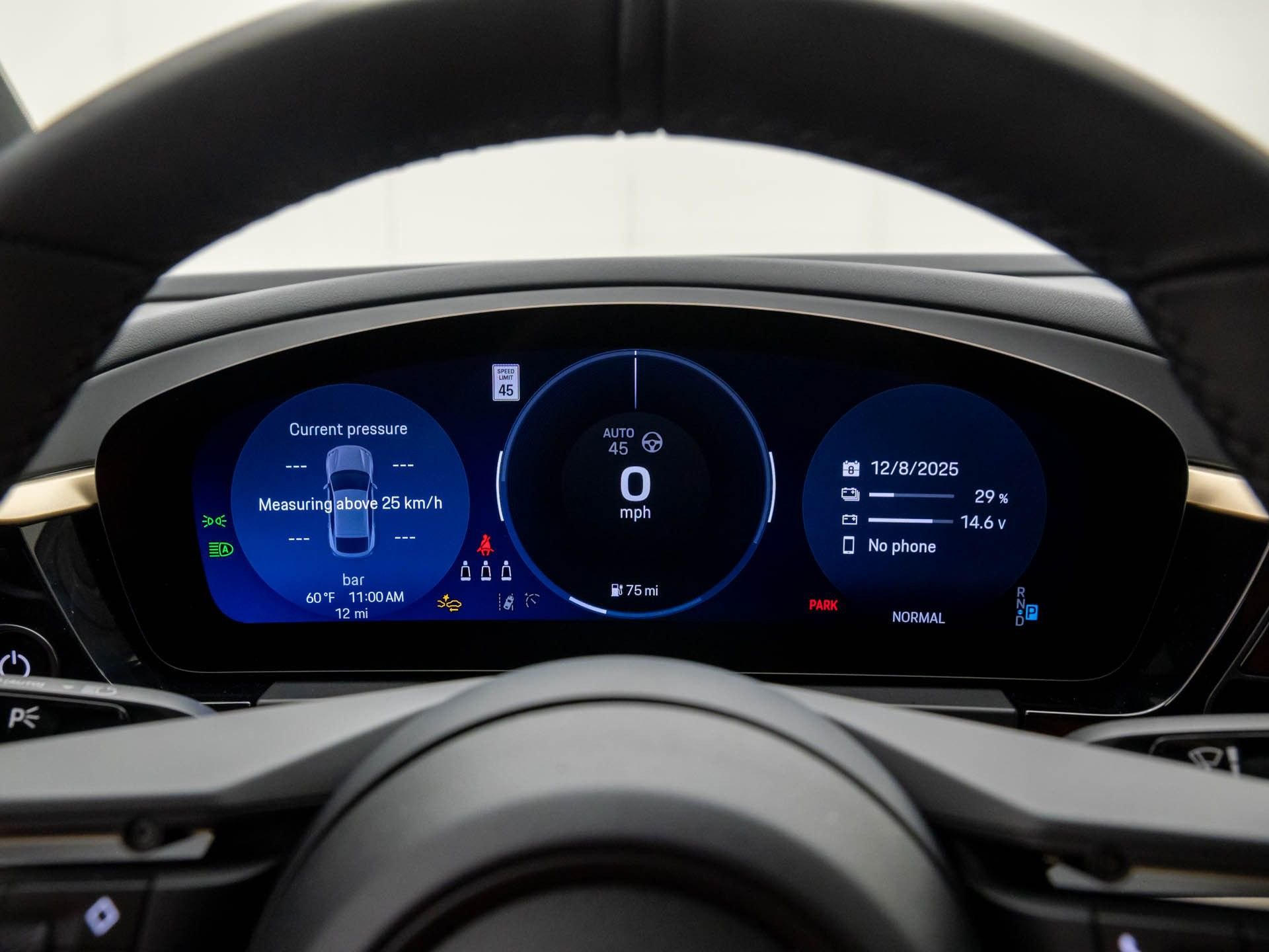 New 2025 Porsche Macan 4 Electric AWD/4WD image 20