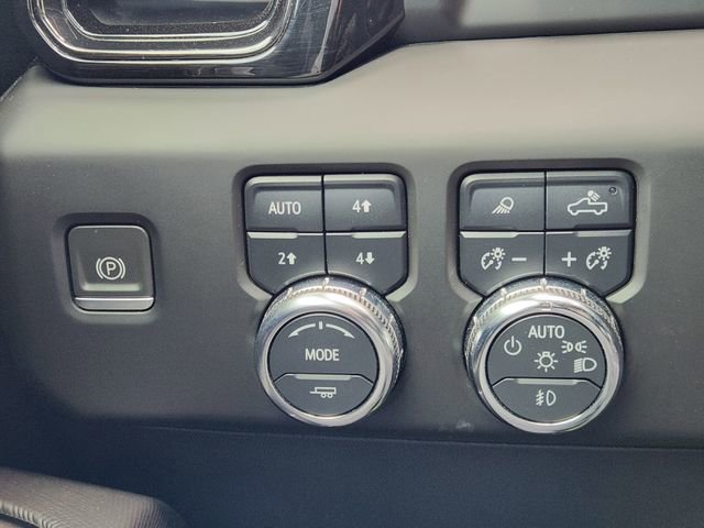 Used 2023 GMC Sierra 1500 AT4X image 21
