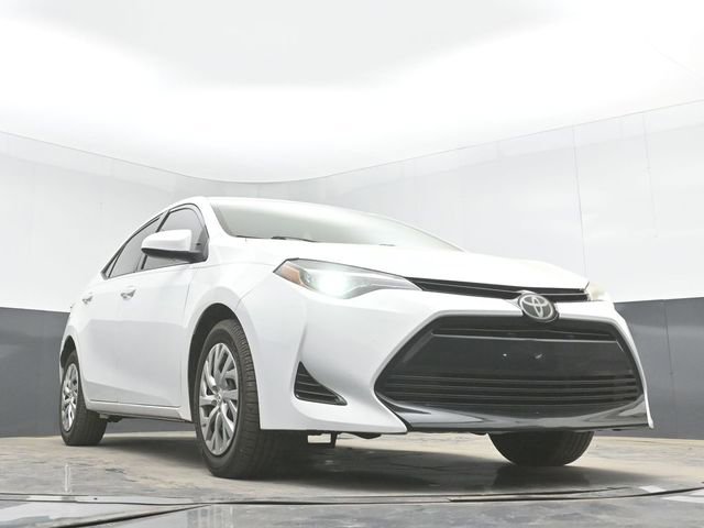 Used 2017 Toyota Corolla LE image 27
