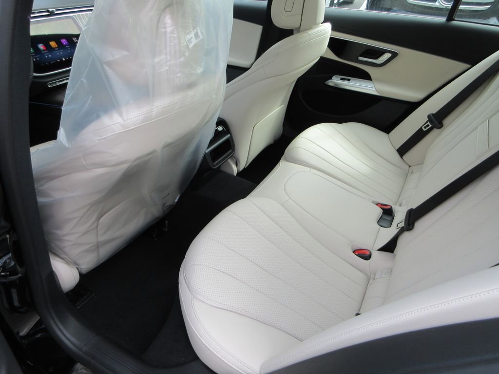 New 2026 Mercedes-Benz E 350 Sedan image 5