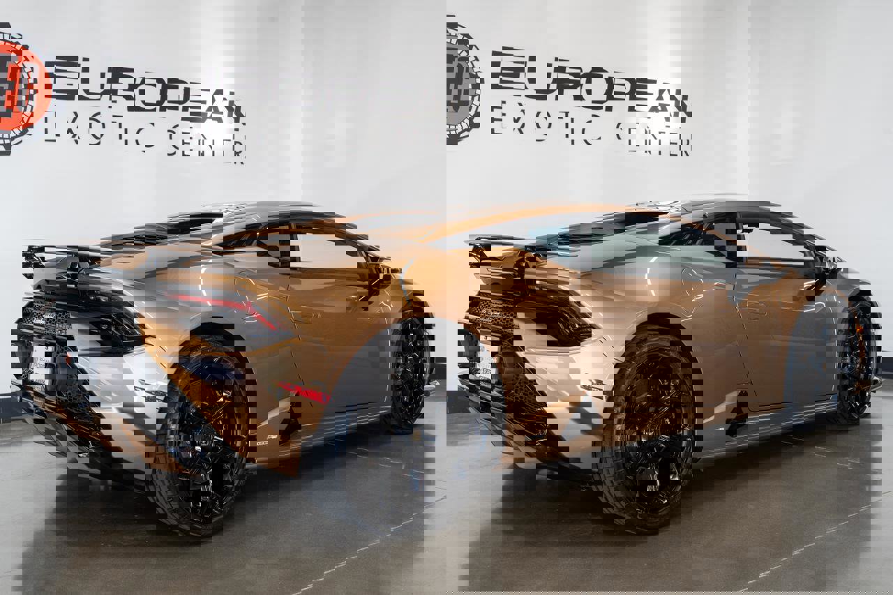 Used 2024 Lamborghini Huracan Tecnica image 36