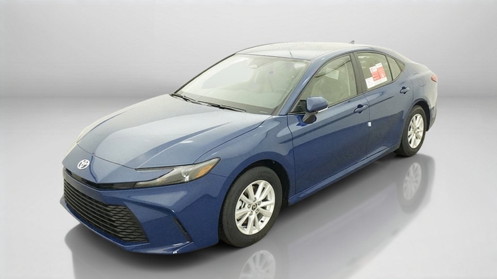 New 2026 Toyota Camry LE FWD image 1