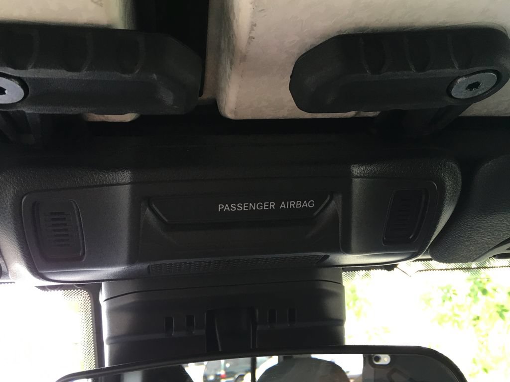 Used 2024 Jeep Wrangler Unlimited AWD/4WD image 17