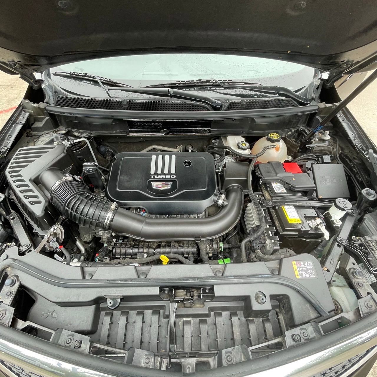 Used 2024 Cadillac XT5 Luxury w/ LPO, Floor Liner Package FWD image 28
