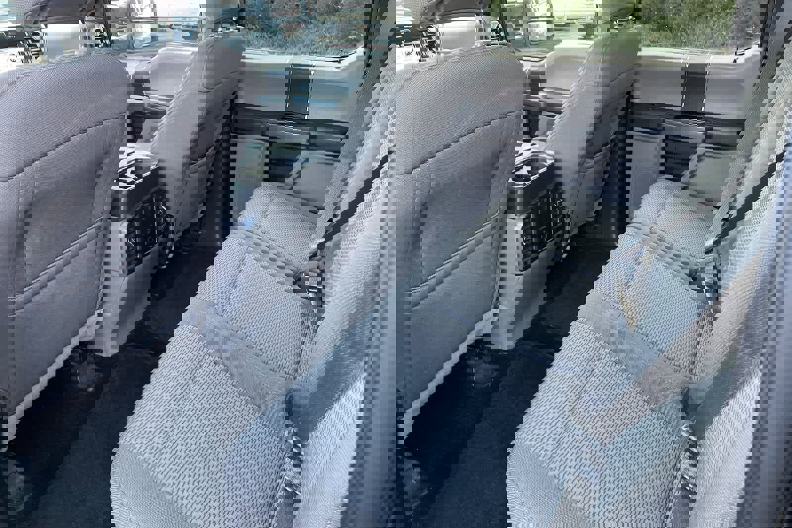 Used 2017 Ford F150 XLT w/ Trailer Tow Package image 4