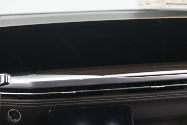 New 2026 Cadillac Escalade Luxury w/ LPO, Floor Liner Package AWD/4WD image 27