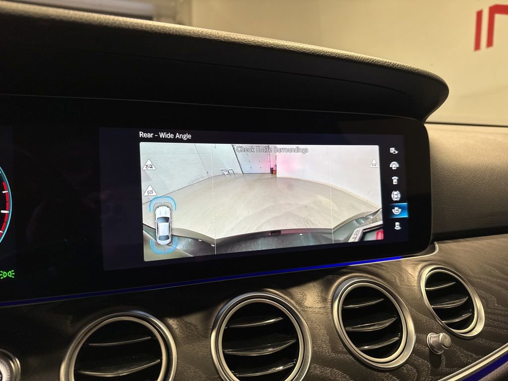 Used 2022 Mercedes-Benz E 350 Sedan image 27