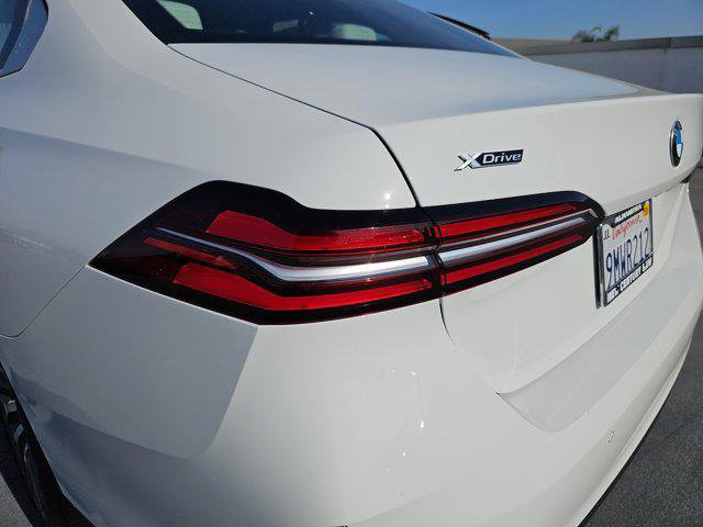 Used 2024 BMW 540i xDrive w/ Premium Package image 36