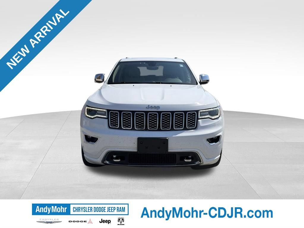 Used 2017 Jeep Grand Cherokee Overland AWD/4WD image 2