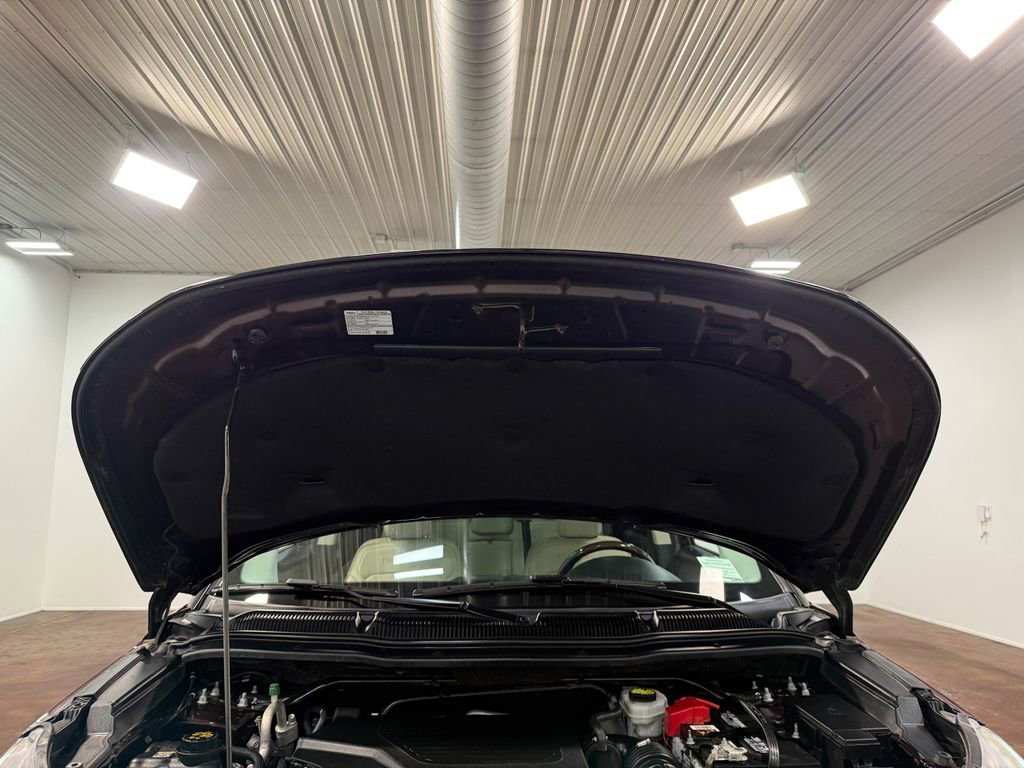 Used 2018 Ford Explorer Platinum AWD/4WD image 88